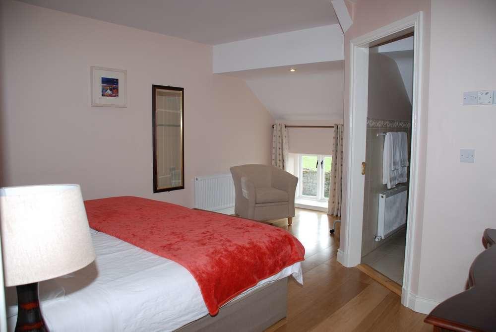 O'Briens Cashel Lodge Szoba fotó